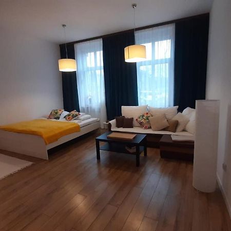 Apartamenty Jednosci 46 Wroclaw Exterior photo